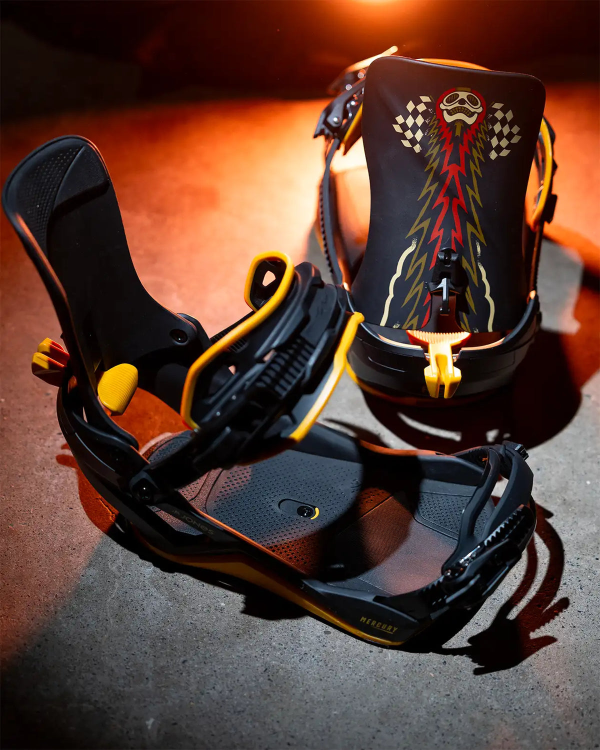 Mercury FASE® Snowboard Binding | Jones Mercury FASE® Snowboard Binding Jones Snowboards High Performance